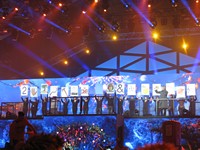Les Enfoir?s 2012: Le Bal des Enfoir?s - французский алфавит