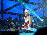 Les Enfoir?s 2012: Le Bal des Enfoir?s - песня Encore un autre hiver