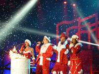 Les Enfoir?s 2012: Le Bal des Enfoir?s - песня Encore un autre hiver