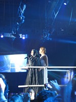 Les Enfoir?s 2012: Le Bal des Enfoir?s - песня My Heart Will Go On (оригинал C?line Dion)